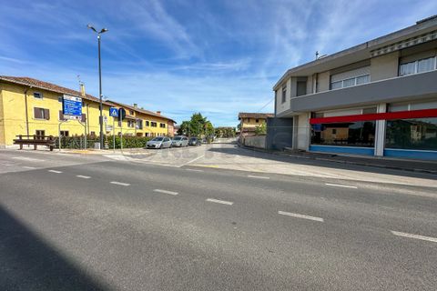 Erhvervsejendom i Visco, Udine, Visco - € 97.000 | Ref: D-1054 - foto 3