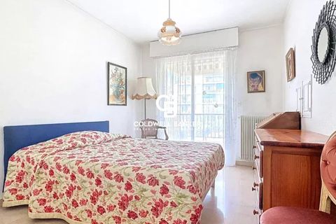 Lejlighed i Saint-Raphaël, Var, Saint-Raphaël - € 349.000 | Ref: 86210763 - foto 12
