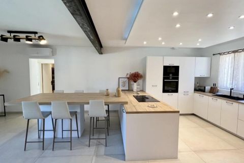 Villa i Le Thor, Vaucluse, Le Thor - € 595.000 | Ref: getkey_9701 - foto 9
