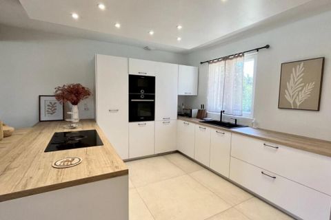 Villa i Le Thor, Vaucluse, Le Thor - € 595.000 | Ref: getkey_9701 - foto 10