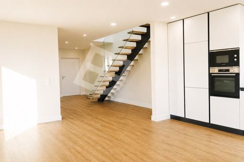 Villa i Aveiro, Aveiro, Aveiro - € 485.500 | Ref: 4404 - foto 1