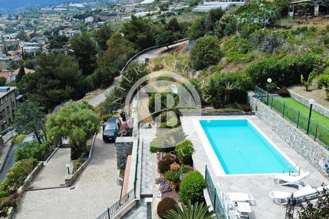 Villa a Sanremo, Imperia, Sanremo - € 2.000.000 | Ref: IB 43 - foto 4