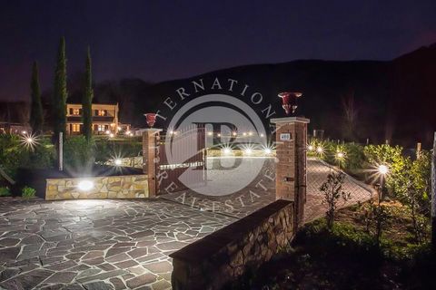 Villa i Lucca, Lucca, Lucca - € 1.600.000 | Ref: IB 479 - foto 10