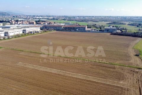 Terra a Merate, Lecco, Merate - € 8.000.000 | Ref: TERRENO.EDIFICABILE - foto 5