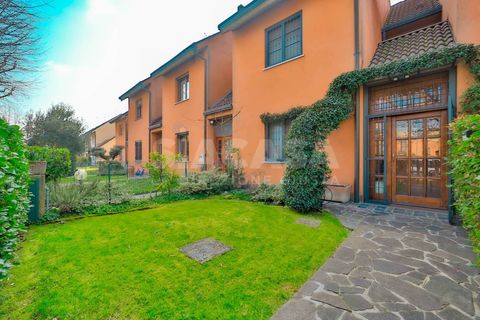 Rækkehus i Vimercate, Monza and Brianza, Vimercate - € 396.000 | Ref: VILLA.ORENO-IZ396V - foto 3