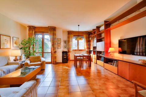 Rækkehus i Vimercate, Monza and Brianza, Vimercate - € 396.000 | Ref: VILLA.ORENO-IZ396V - foto 8