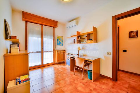 Rækkehus i Vimercate, Monza and Brianza, Vimercate - € 396.000 | Ref: VILLA.ORENO-IZ396V - foto 28