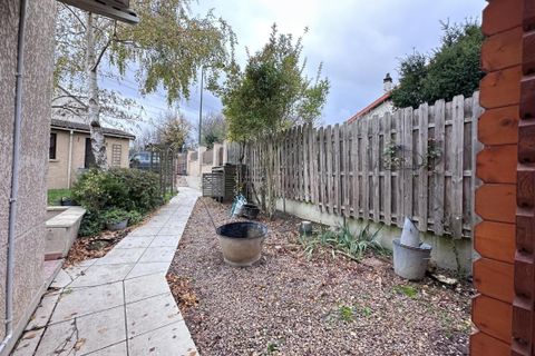 Villa en Villetaneuse, Seine-Saint-Denis, Villetaneuse - € 349.000 | Ref: 3011442212 - photo 8