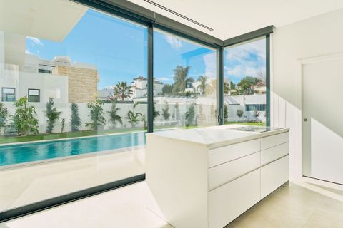 Villa i Estepona, Malaga, Estepona - € 1.950.000 | Ref: R5324527 - foto 7