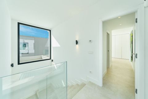 Villa i Estepona, Malaga, Estepona - € 1.950.000 | Ref: R5324527 - foto 11