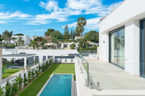 Villa i Estepona, Malaga, Estepona - € 1.950.000 | Ref: R5324527 - foto 20