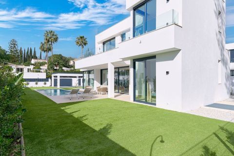 Villa i Estepona, Malaga, Estepona - € 1.950.000 | Ref: R5324527 - foto 33