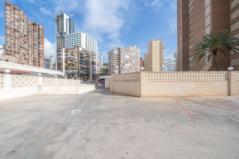 Lejlighed i Benidorm, Alicante, Benidorm - € 440.000 | Ref: a8446388-9254-4e1e-a - foto 40