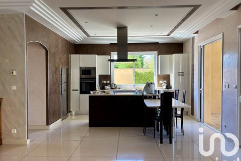 Villa i Genas, Rhone, Genas - € 1.249.000 | Ref: 91621 - foto 15