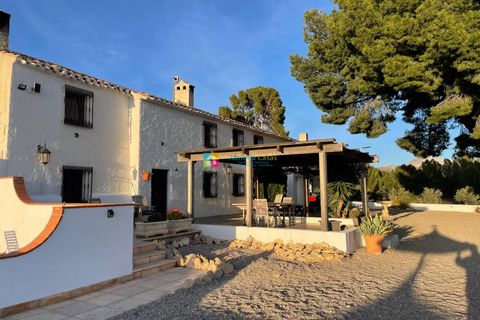 Landejendom i Chirivel, Almeria, Chirivel - € 530.000 | Ref: 2875 - foto 1