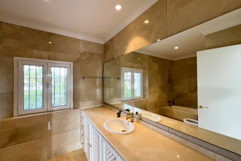 Villa i Sotogrande, Cadiz, Sotogrande - € 1.700.000 | Ref: HFMs582811 - foto 16
