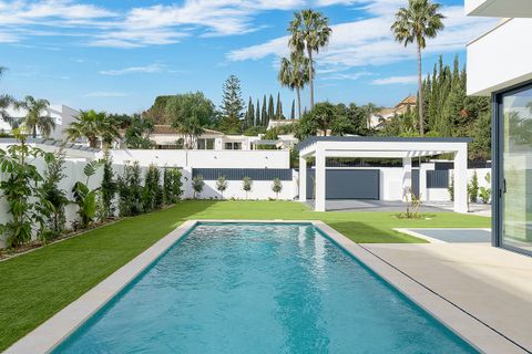 Villa a Estepona, Malaga, Estepona - € 2.100.000 | Ref: BHHS-MAR-05909 - foto 28