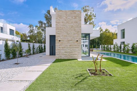 Villa a Estepona, Malaga, Estepona - € 2.100.000 | Ref: BHHS-MAR-05909 - foto 32