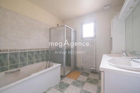 Villa a Lombron, Sarthe, Lombron - € 299.900 | Ref: 199979 - foto 9