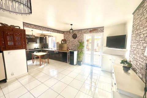 Villa a Tinteniac, Ille-et-Vilaine, Tinteniac - € 199.000 | Ref: 199990 - foto 3