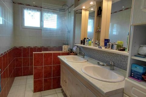 Villa a Taden, Cotes-d'Armor, Taden - € 259.500 | Ref: 199585 - foto 11