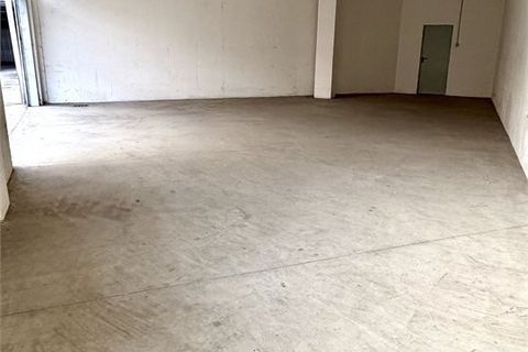 L'establiment comercial a Thiene, Vicenza, Thiene - € 2.000/mes | Ref: T 099 N - foto 3