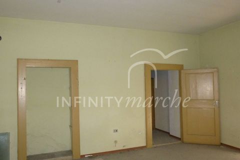 Erhvervsejendom i Morrovalle, Macerata, Morrovalle - € 360.000 | Ref: 261 - foto 10