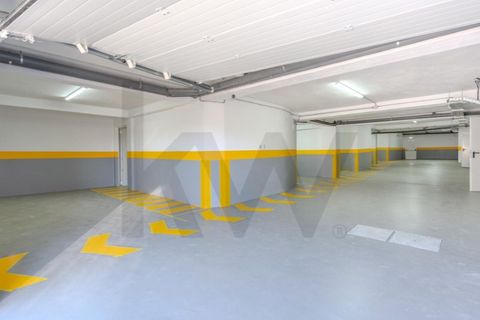 Villa i Alcabideche, Lisbon, Alcabideche - € 1.320.000 | Ref: KWPT-023667 - foto 35