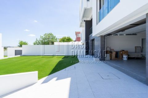 Villa i Corroios, Setubal, Corroios - € 745.000 | Ref: CD.11280.(A) - foto 1