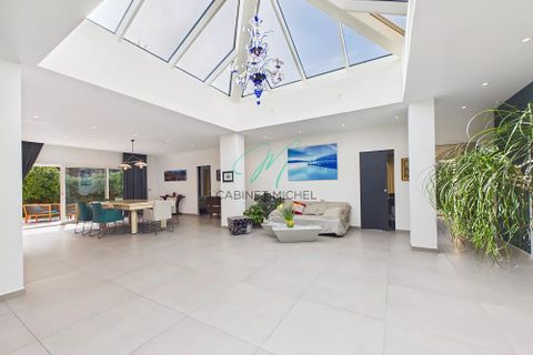 Villa a Le Rouret, Alpes-Maritimes, Le Rouret - € 1.995.000 | Ref: 86742158 - foto 8