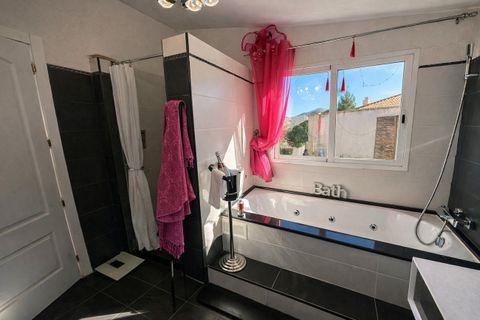 Villa a Castalla, Alicante, Castalla - € 449.995 | Ref: AG19MLSC7690459 - foto 28