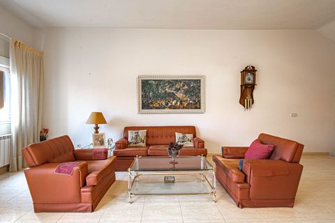 Rækkehus i Morata De Tajuna, Madrid, Morata De Tajuna - € 329.900 | Ref: f10d9f22-7a67-4de1-8 - foto 2