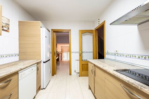 Rækkehus i Morata De Tajuna, Madrid, Morata De Tajuna - € 329.900 | Ref: f10d9f22-7a67-4de1-8 - foto 14