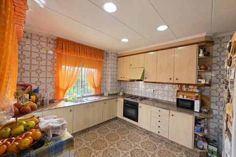 Villa i Elda, Alicante, Elda - € 349.995 | Ref: MCO-67155 - foto 11