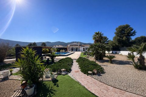 Villa a Castalla, Alicante, Castalla - € 449.995 | Ref: MCO-78670 - foto 5