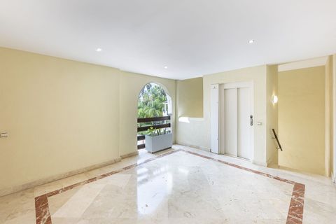 Leilighet i Estepona, Malaga, Estepona - € 319 000 | Ref: R5325043 - foto 28