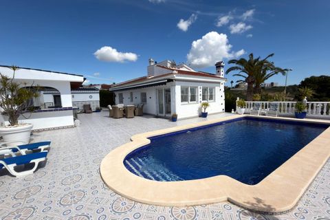 Villa i Ciudad Quesada, Alicante, Ciudad Quesada - € 499.950 | Ref: 200-4642 - foto 2