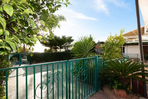 Villa i Torre del Greco, Naples, Torre del Greco - € 190.000 | Ref: 55 - foto 4