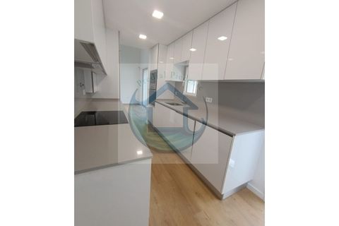 Villa i Costa da Caparica, Setubal, Costa da Caparica - € 750.000 | Ref: 1-4950 - foto 1