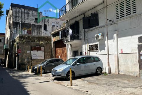 Erhvervsejendom i Naples, Naples, Naples - € 250.000 | Ref: VIA G. VELA - foto 3