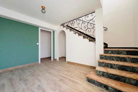 Villa i Avignon, Vaucluse, Avignon - € 325.000 | Ref: VM557-CARMENIER - foto 4