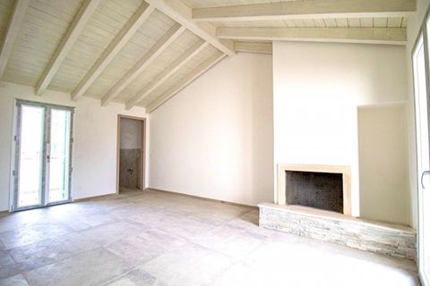 Lejlighed i Prato, Prato, Prato - € 370.000 | Ref: DC370 - foto 2