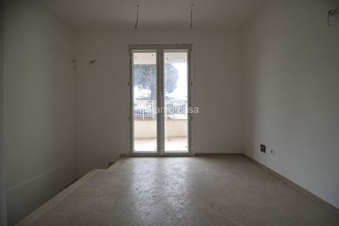 Lejlighed i Prato, Prato, Prato - € 320.000 | Ref: DC320 - foto 9