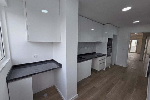 Lejlighed i Amadora, Lisbon, Amadora - € 370.000 | Ref: CB15-0082 - foto 2