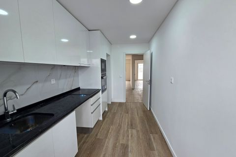 Lejlighed i Amadora, Lisbon, Amadora - € 370.000 | Ref: CB15-0082 - foto 8