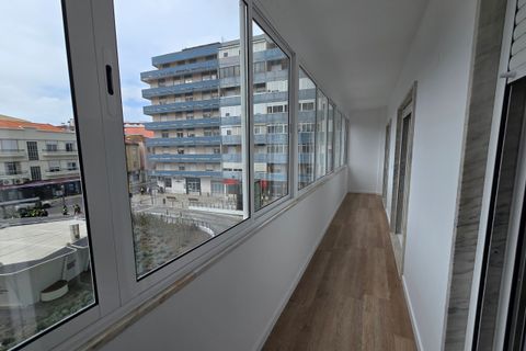 Lejlighed i Amadora, Lisbon, Amadora - € 370.000 | Ref: CB15-0082 - foto 18