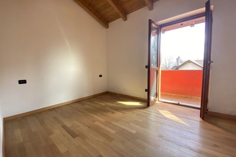 Villa a Alta Valle Intelvi, Como, Alta Valle Intelvi - € 195.000 | Ref: 446 - foto 11