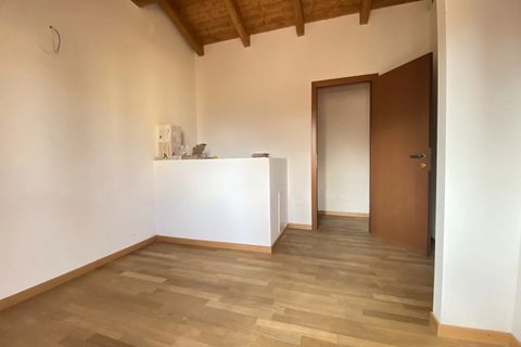 Villa a Alta Valle Intelvi, Como, Alta Valle Intelvi - € 195.000 | Ref: 446 - foto 13