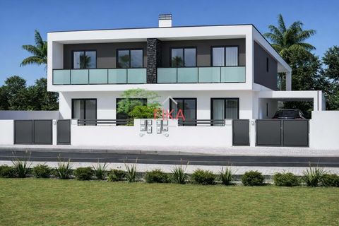 Villa i Seixal, Setubal, Seixal - € 595.000 | Ref: FK010225 - foto 1