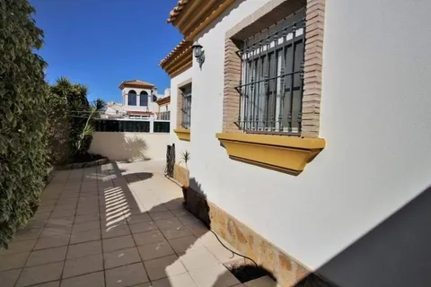 Villa a Ciudad Quesada, Alicante, Ciudad Quesada - € 250.000 | Ref: SMB1099 - foto 23